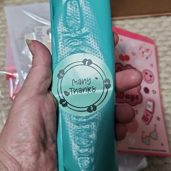 Gift Bundle - Picture 10 of 10